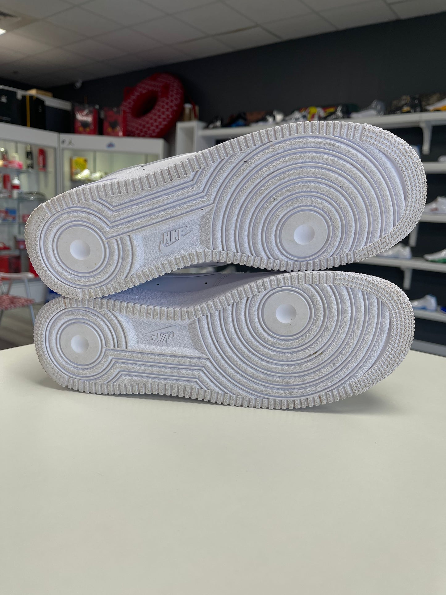 Nike Air Force 1 Low Supreme White