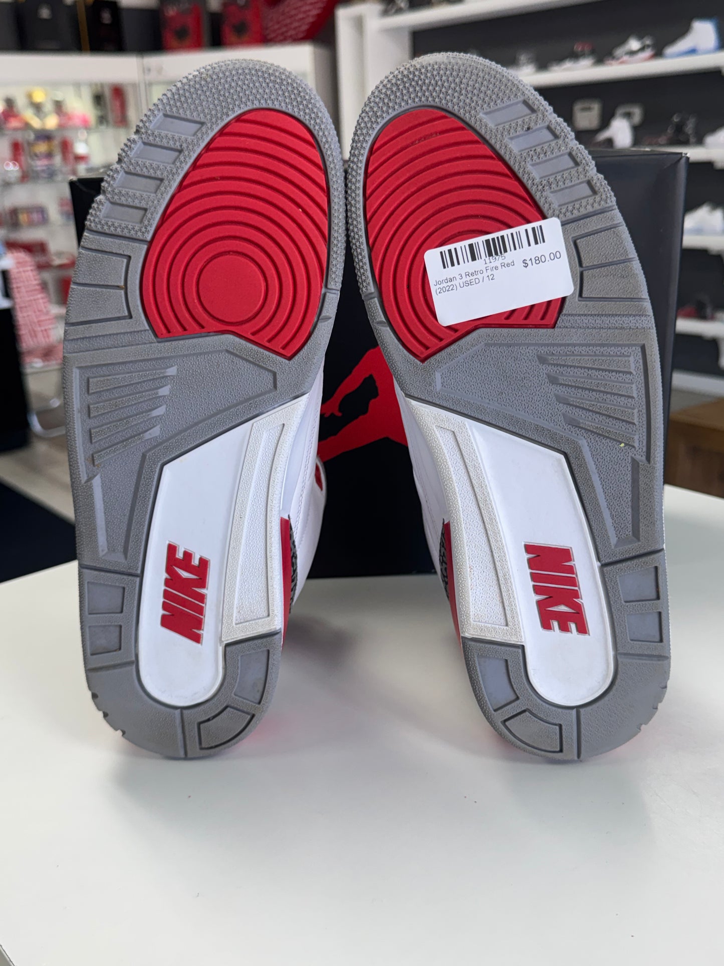 Jordan 3 Retro Fire Red (2022) USED