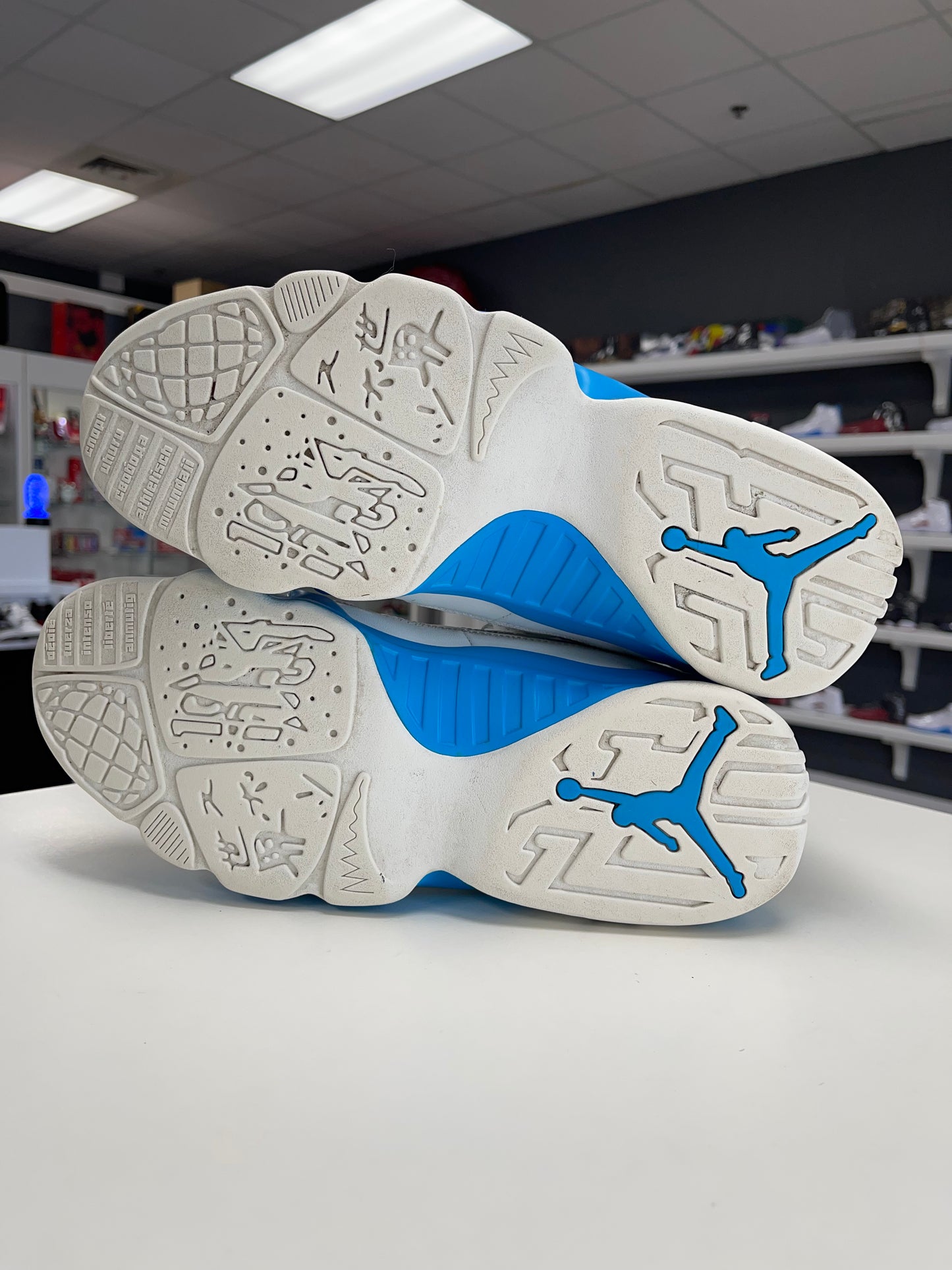 Jordan 9 Retro Powder Blue USED