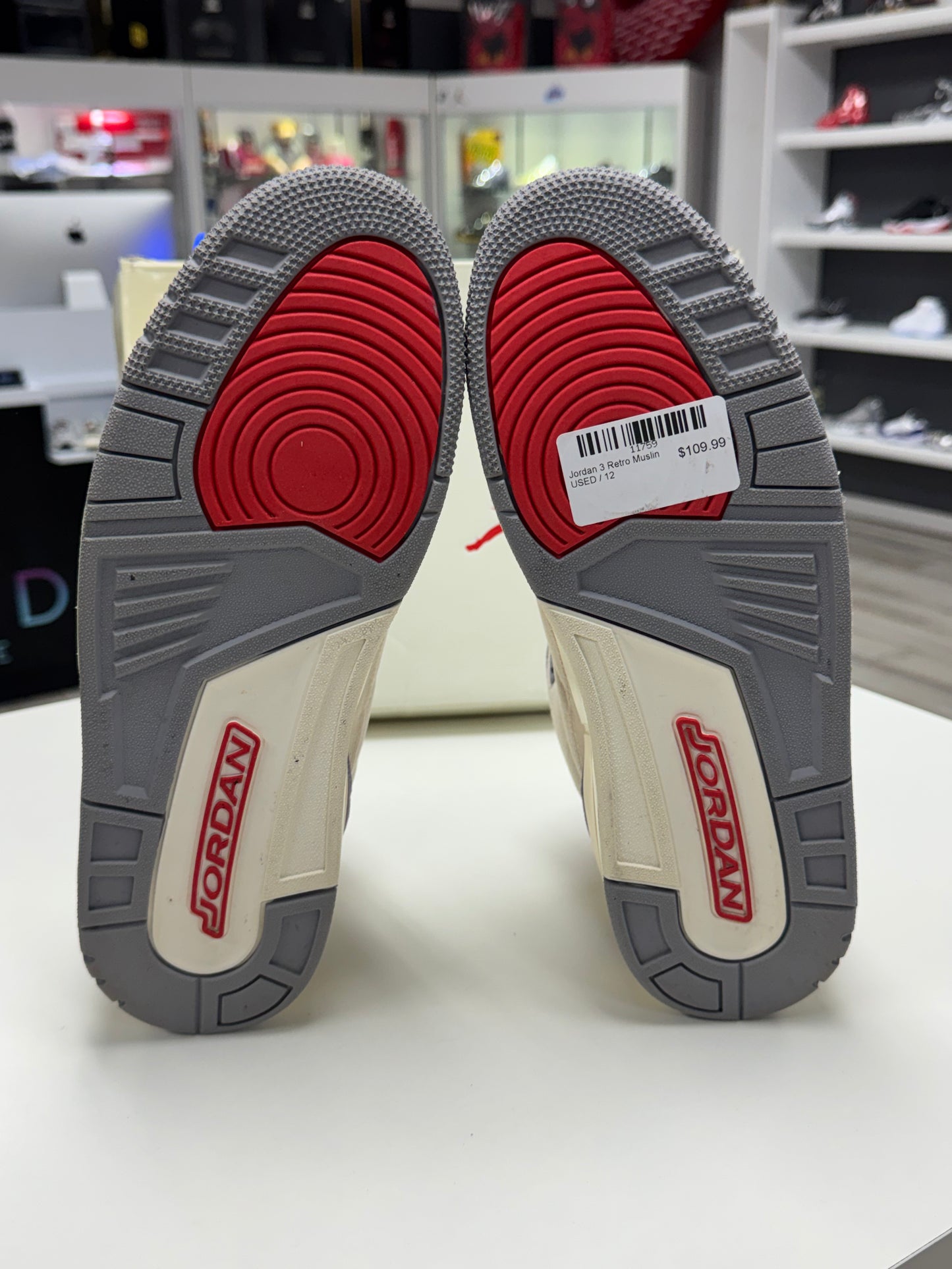 Jordan 3 Retro Muslin USED