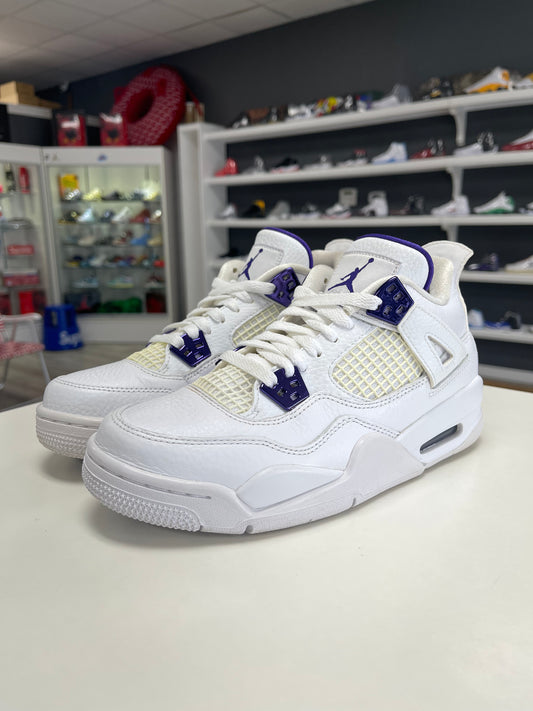 Jordan 4 Retro Metallic Purple USED (CAGES)