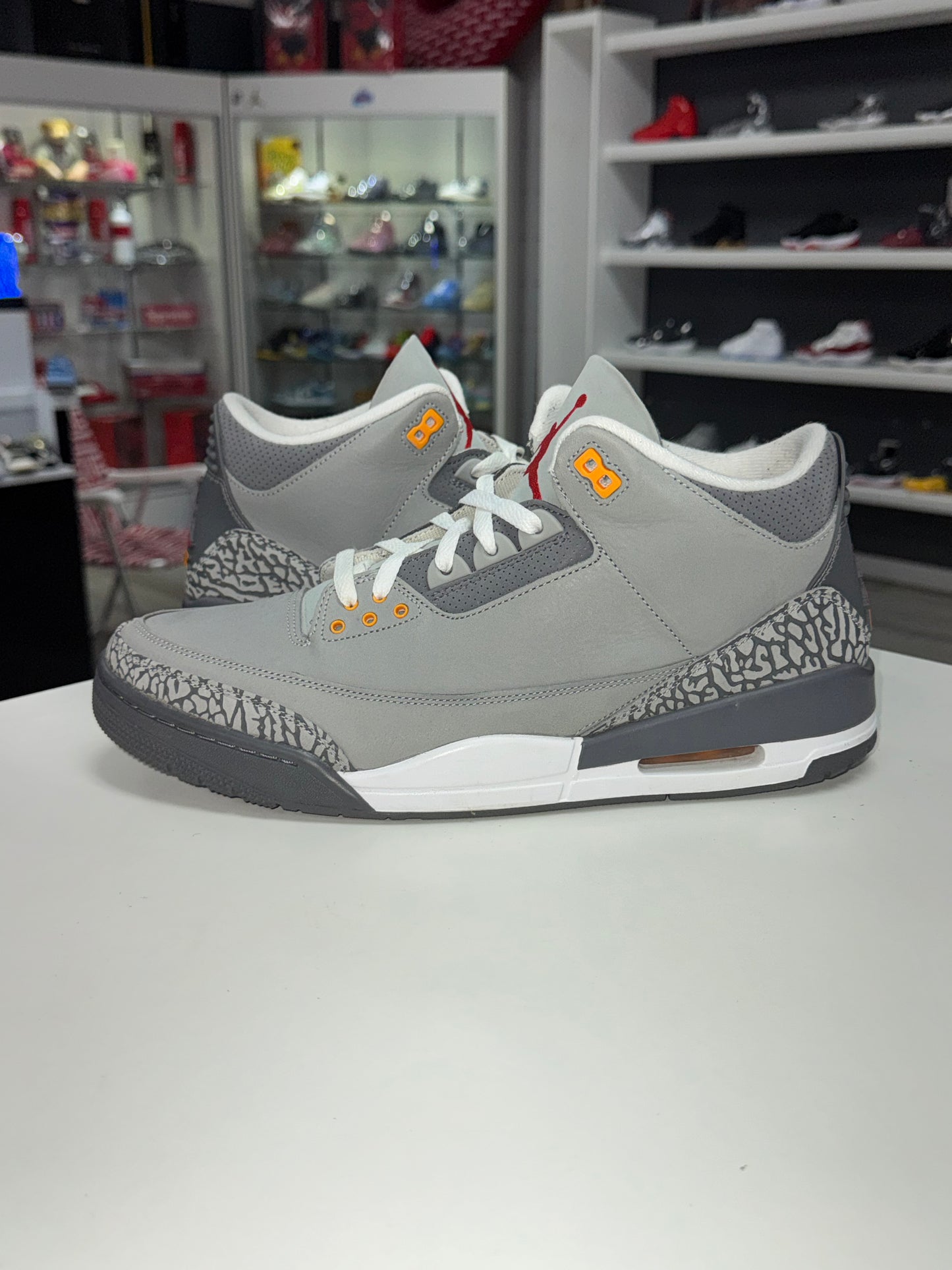 Jordan 3 Retro Cool Grey USED